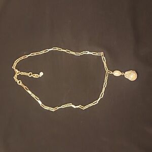 Cabi gold and pearl necklace